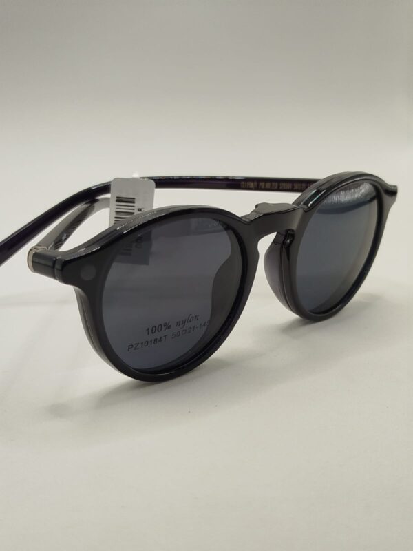 Armação Acetato Total Preto Oval Clip-on Liso