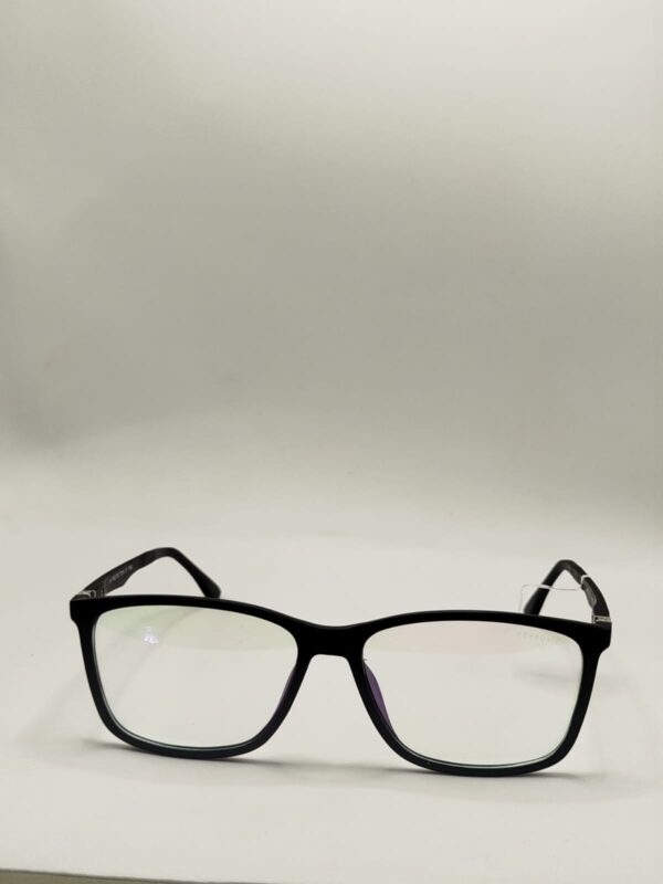 Armação Acetato Quadrado Preto Com Detalhe Branco. RF. 2209 BR5910 C4 5817-145
