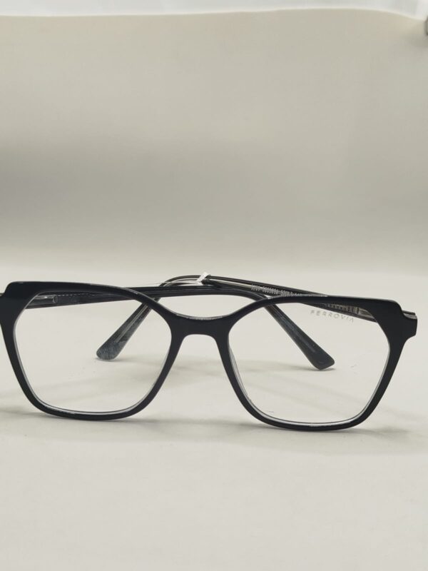 Armação ACETATO PRETO LISO QUADRADO FERROVIA REF.5209580569A5217145C1